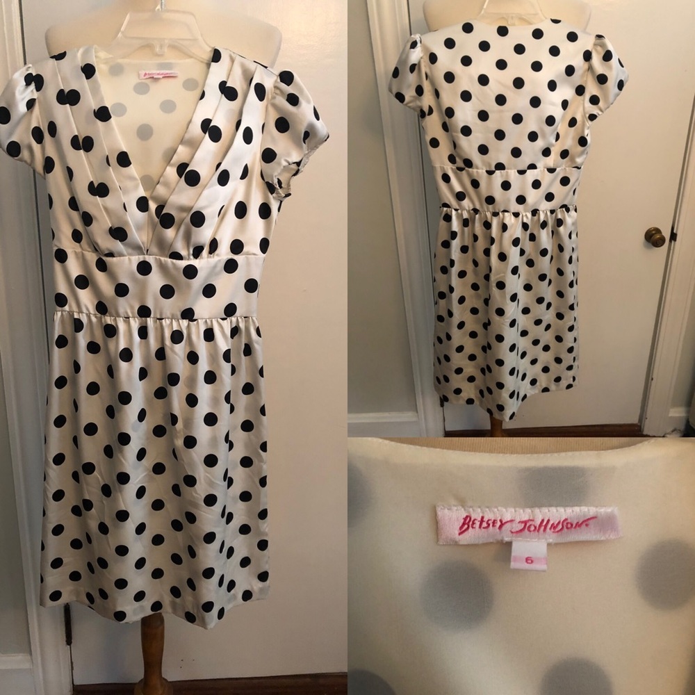 Betsey Johnson white and black polka dot dress sz6